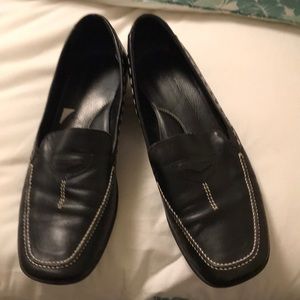 Sesto Meucci Loafers, Rubber sole, lightly worn size 9, fits to size